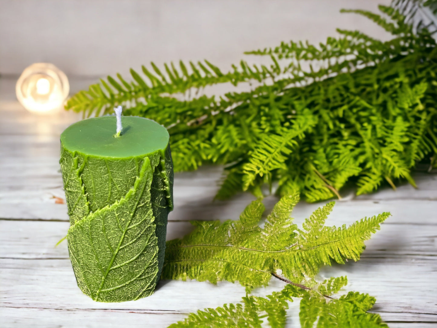 Eco Glow Geen Harmony Beeswax Candle 4" x 2"