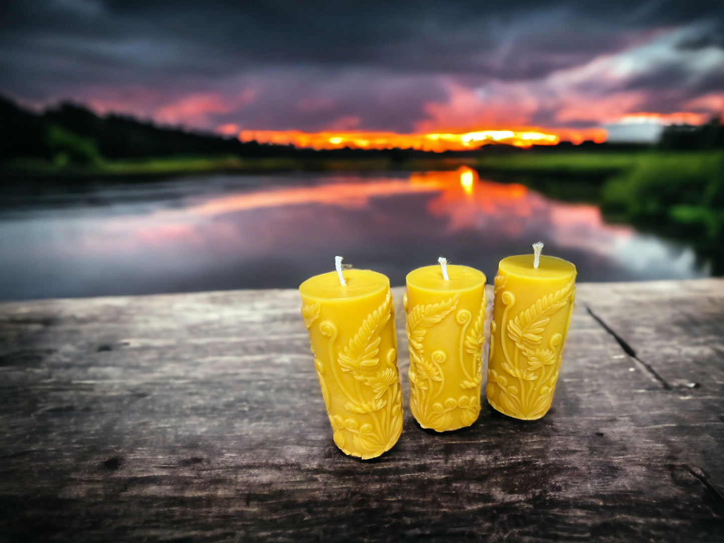 Night Glow Rustic Fern Beeswax Pillar - 4.5" x 2"